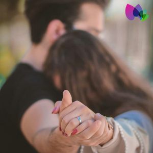 سورپرایز عاشقانه ساده